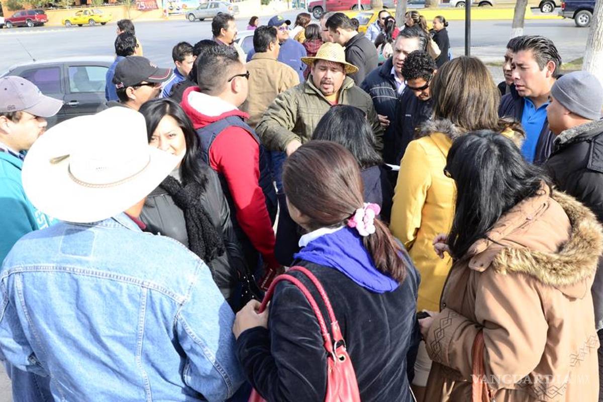 Protestan maestros de Coahuila por retiro del subsidio al ISR