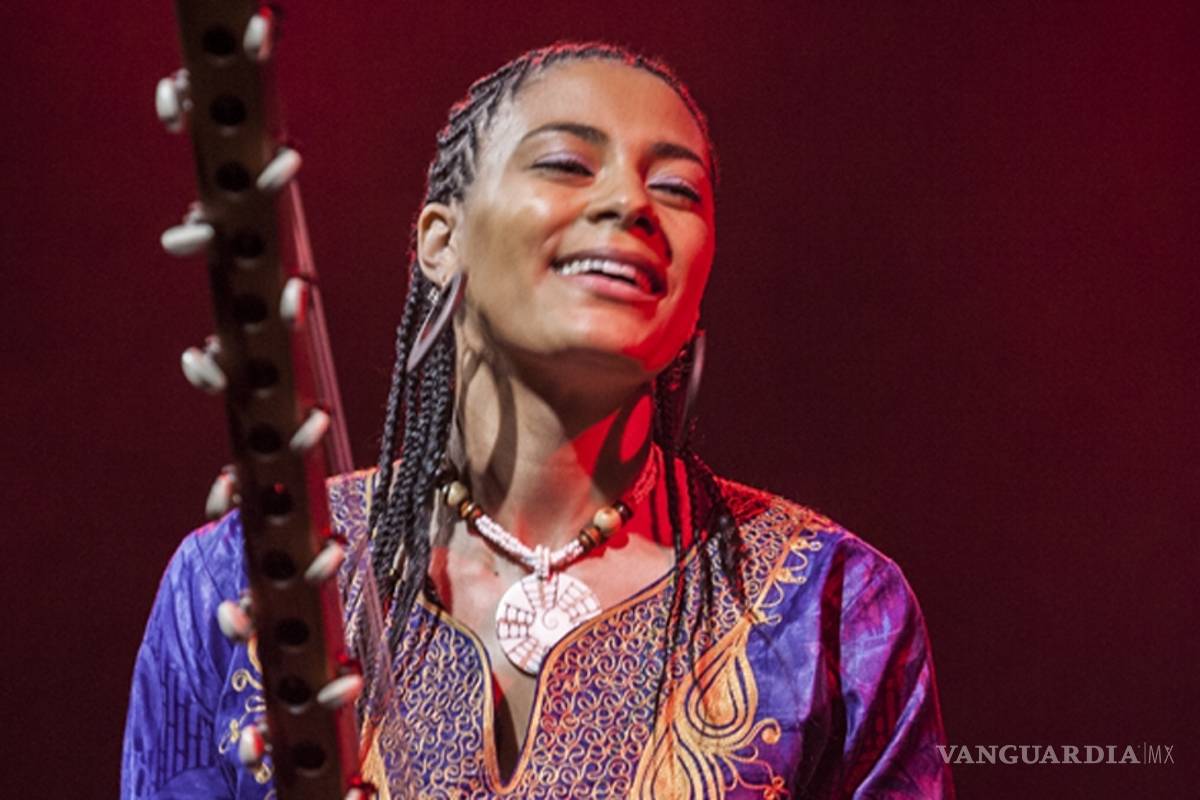 El Cervantino se rinde ante Sona Jobarteh