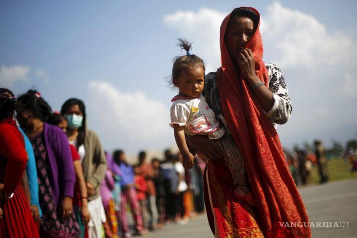 Termina luto en Nepal por los más de ocho mil muertos que dejó sismo