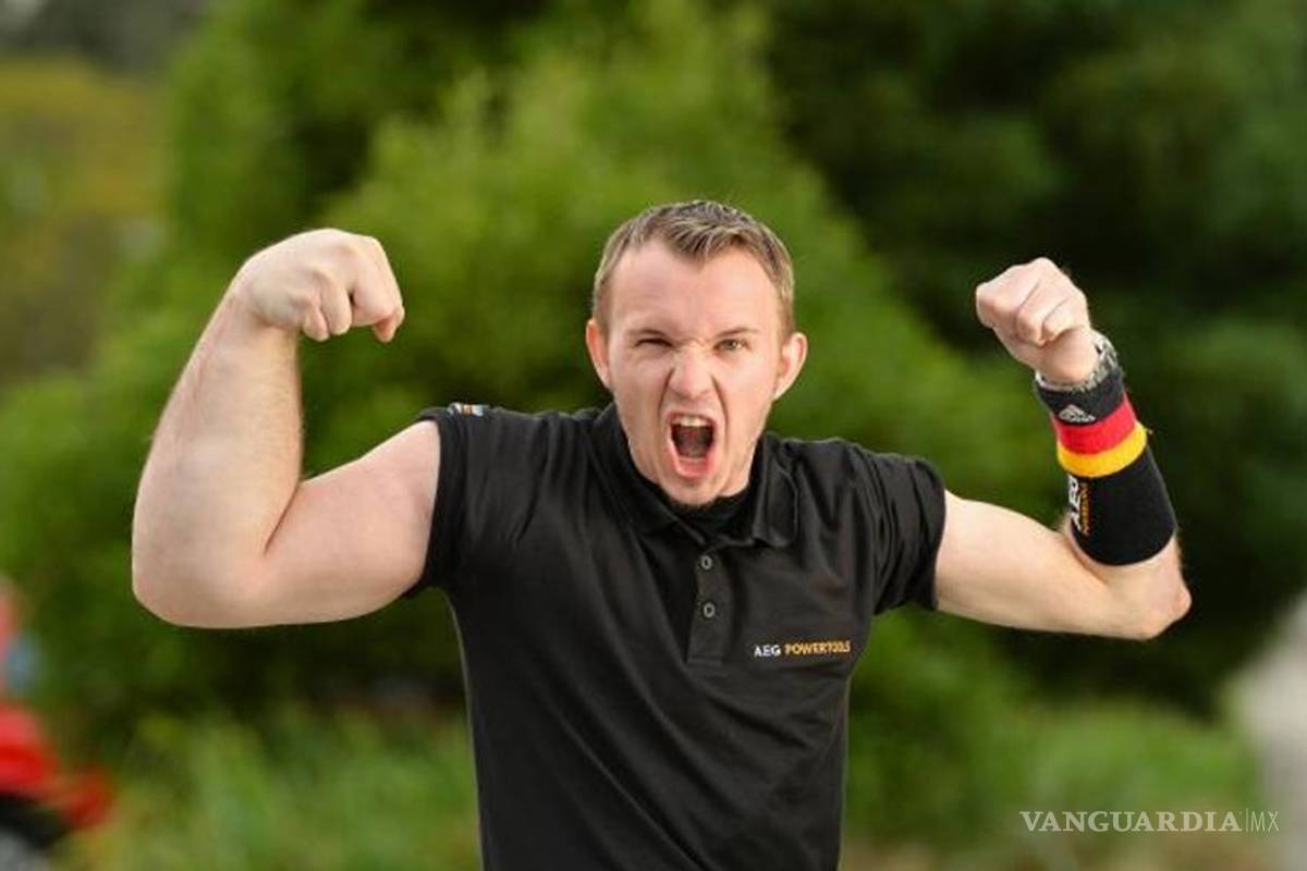 Conoce a Matthias Schlitte, el Hellboy germano