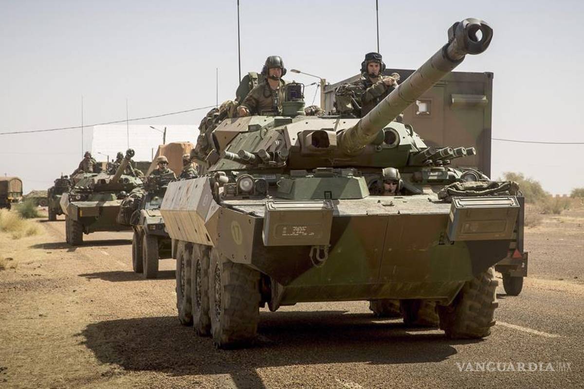 Francia inicia retiro masivo de sus tropas de Mali