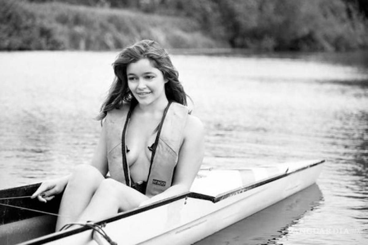 Jovencitas realizan calendario nudista contra el cáncer; Facebook lo veta