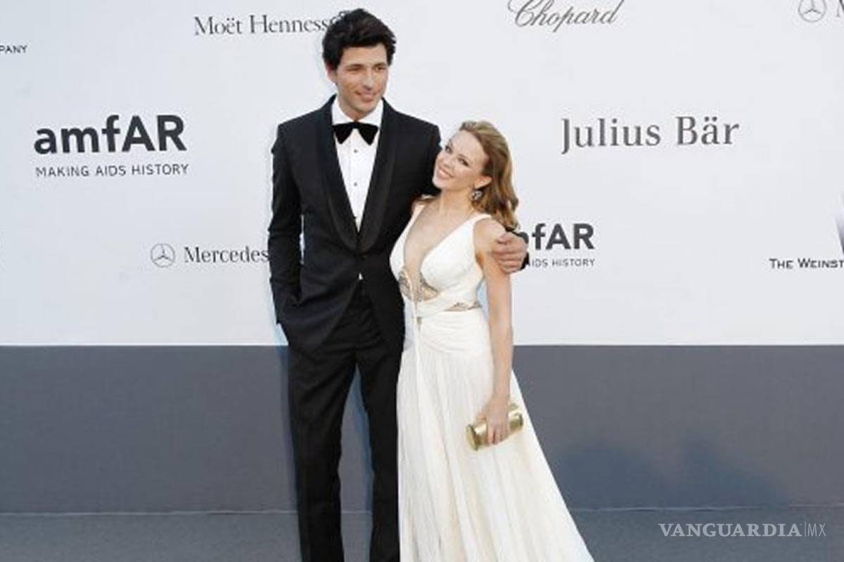 Kylie Minogue rompe con su novio español