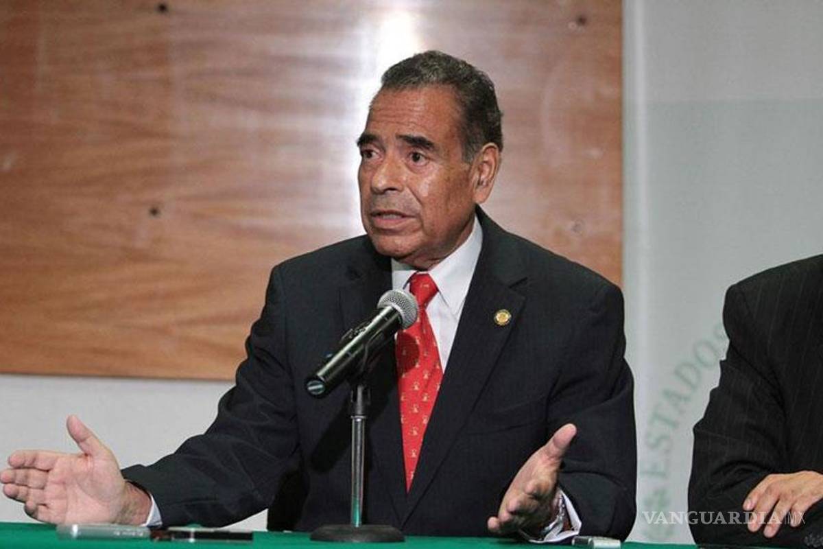 EPN ordena cese de titular de Profeco tras caso 'Lady'