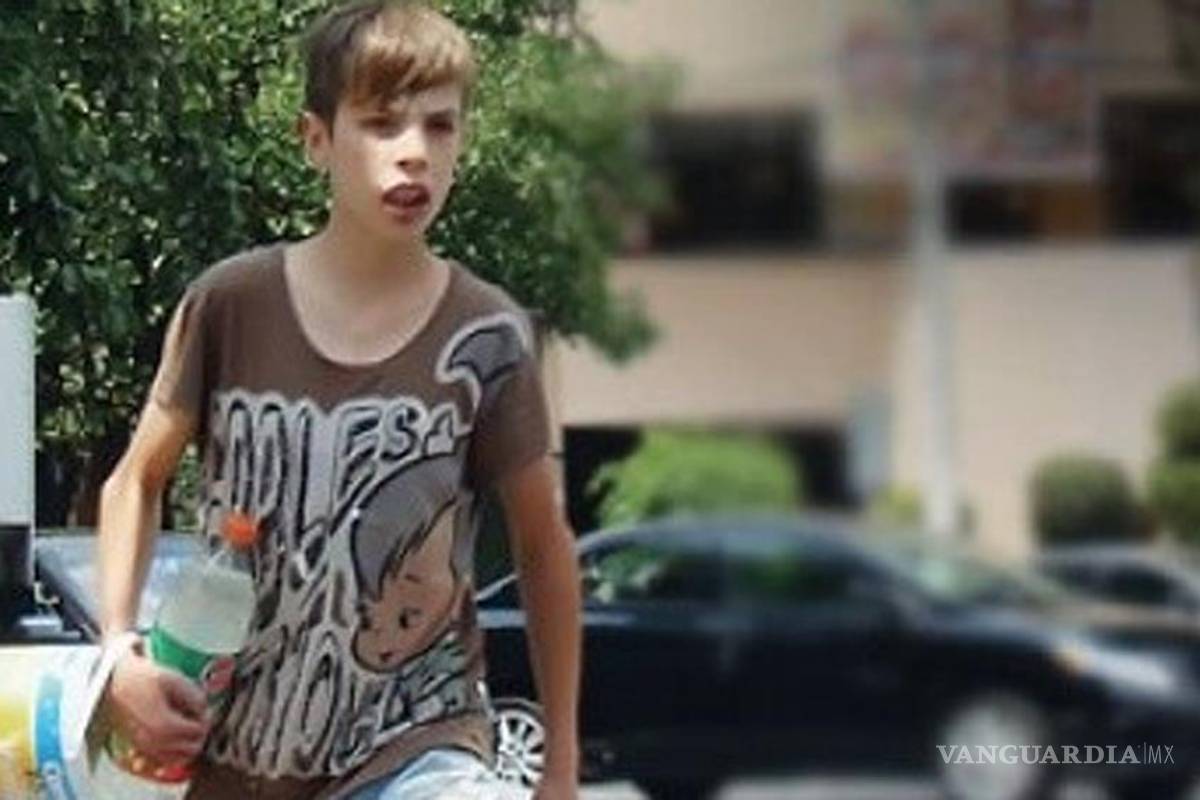 Nieto de Cantinflas vive en la calle y de limosnas