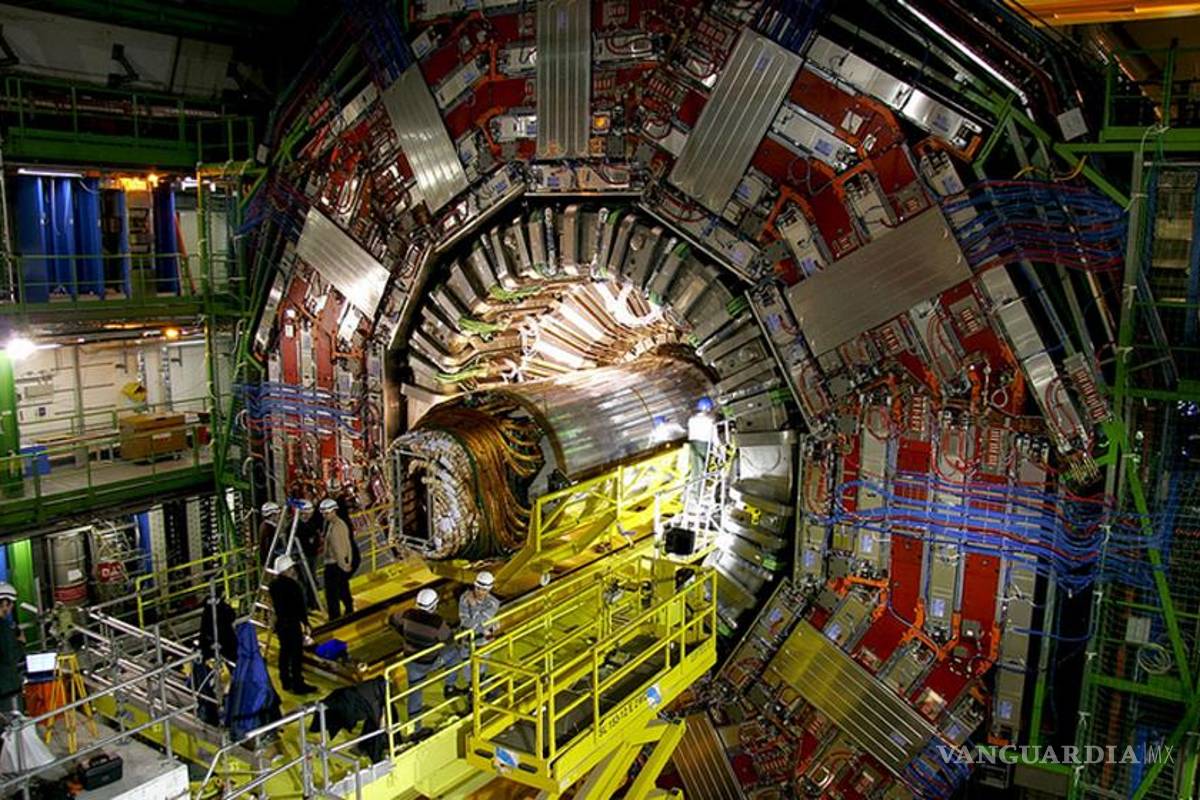 Mexicanos participan en pruebas que podrían modificar teoría física