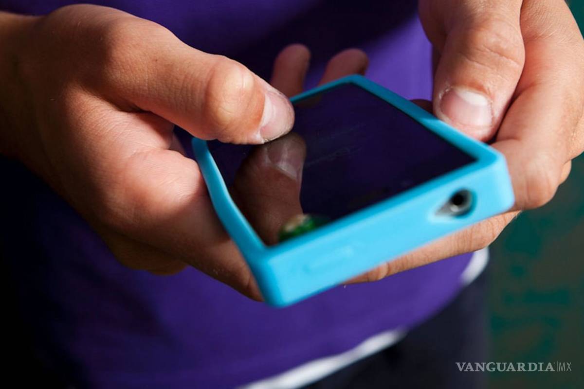 Declaran no culpable a padre por quitarle el celular a hija adolescente