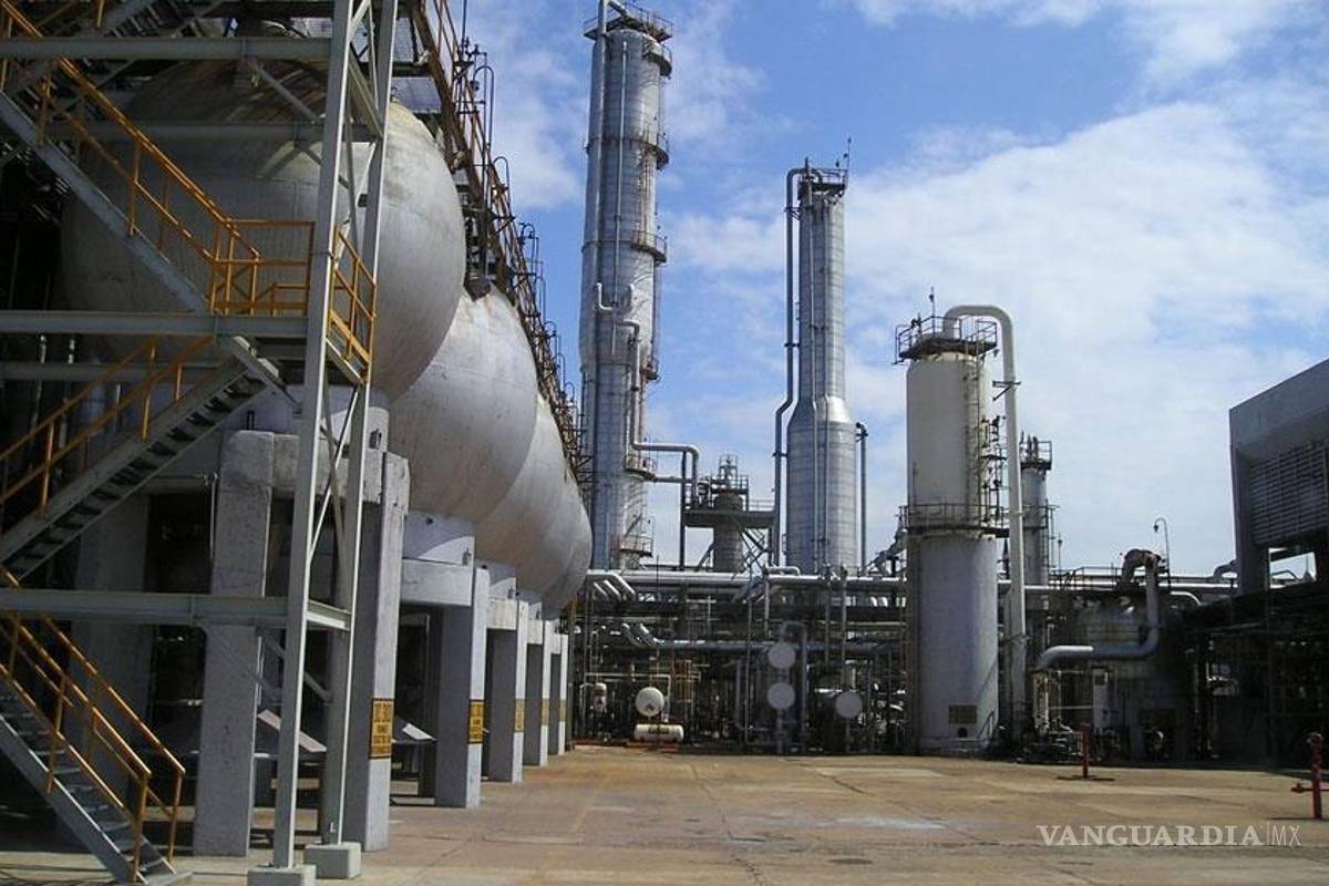 Pemex invertiría 60 mil mdp en planta petroquímica en Coahuila