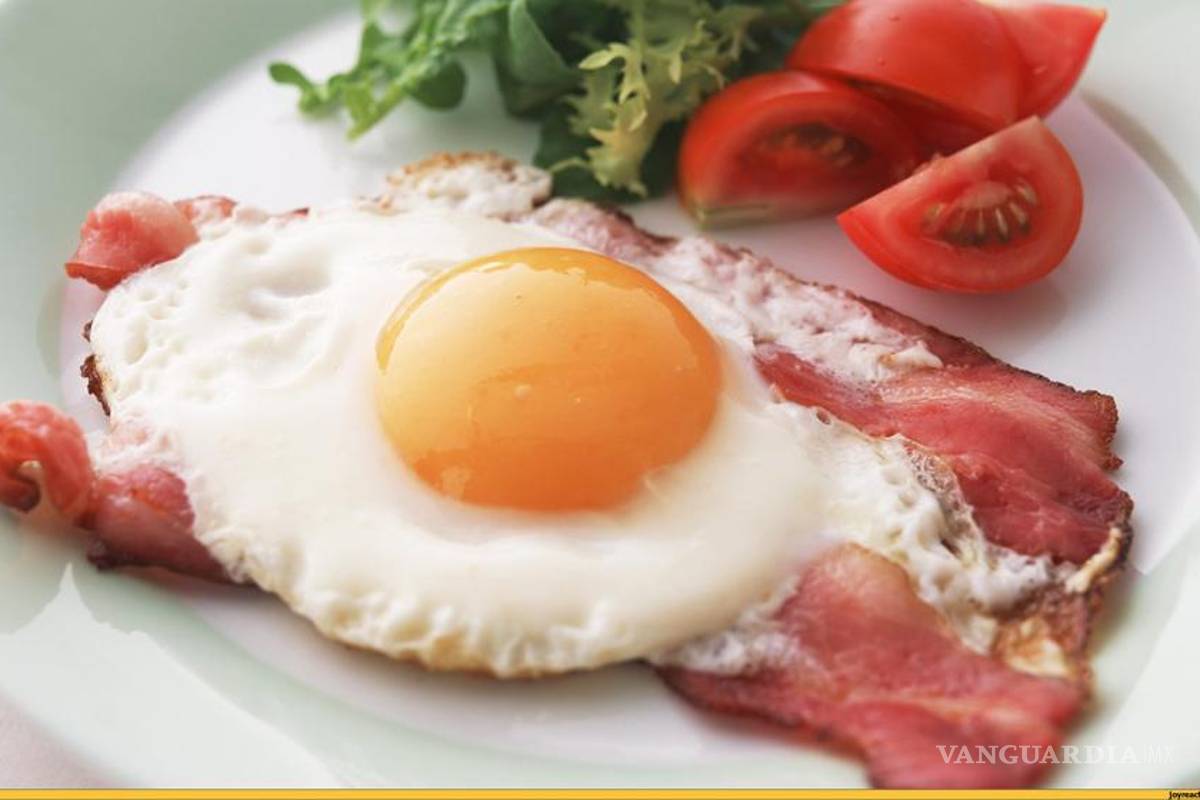 Cinco beneficios de comer huevo en el desayuno