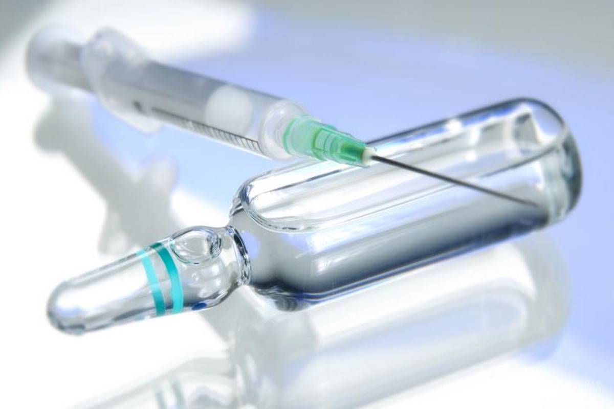 Realizan vacuna experimental que crea anticuerpos para VIH