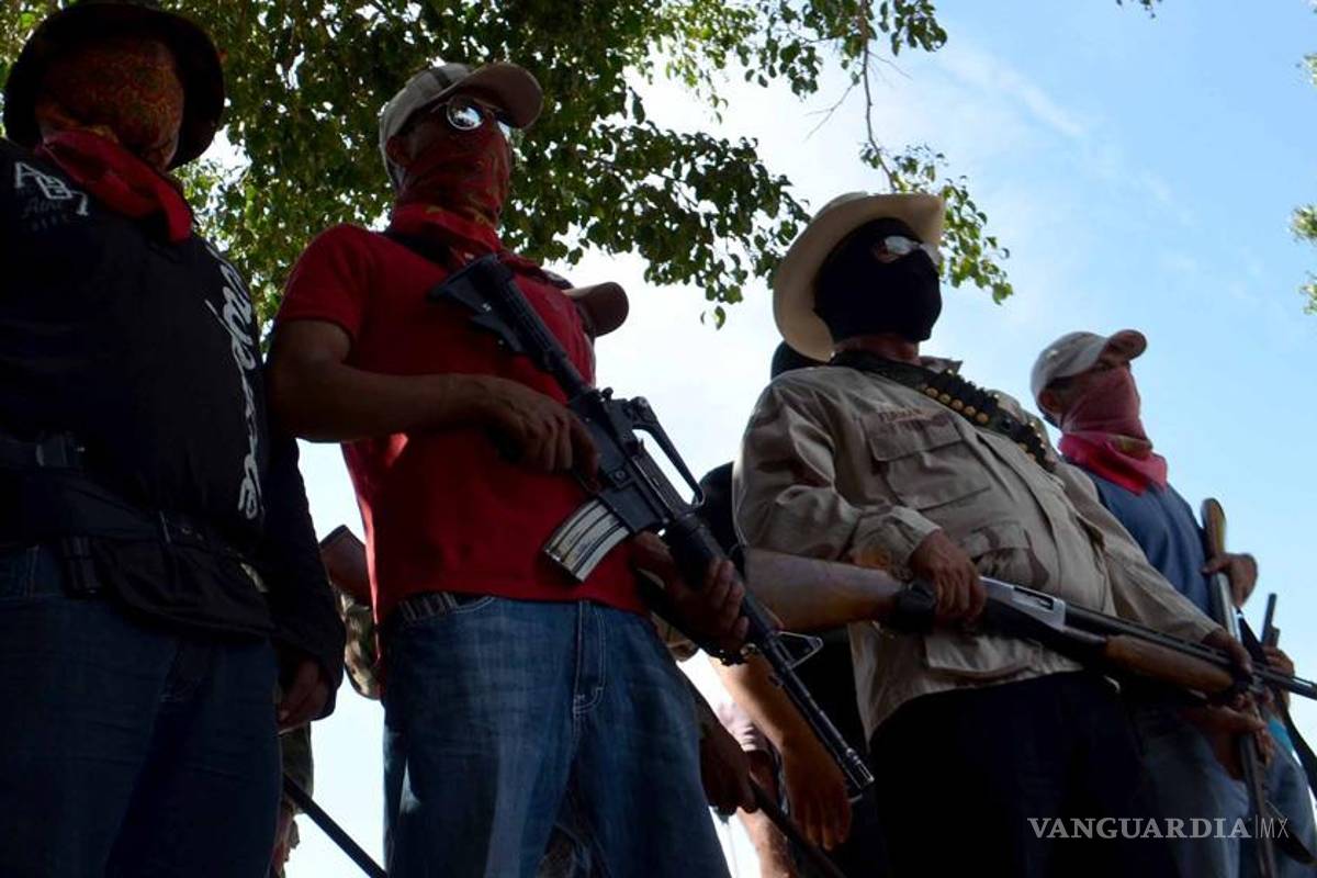 Autodefensas tienen mejor armamento que la policía: Murillo