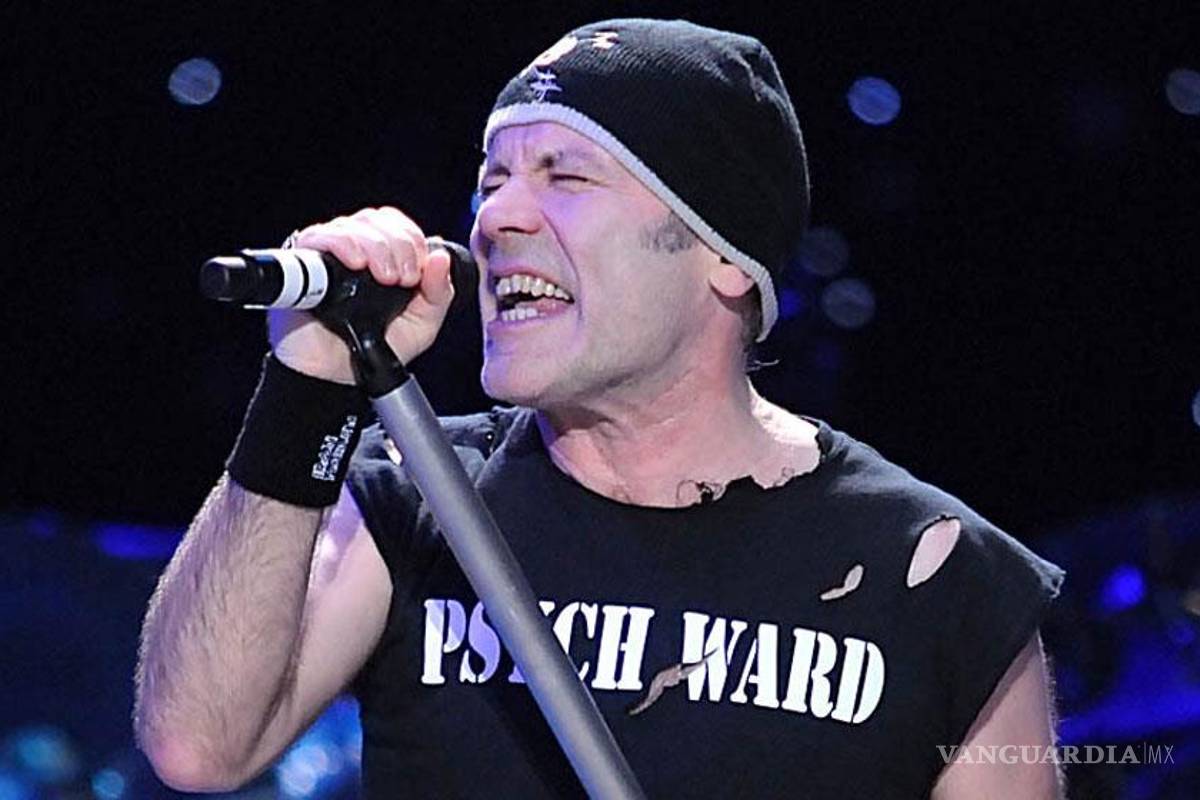 Líder de Iron Maiden anuncia que padece cáncer