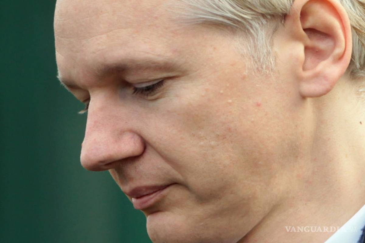 Ecuador acepta que Suecia interrogue a Assange