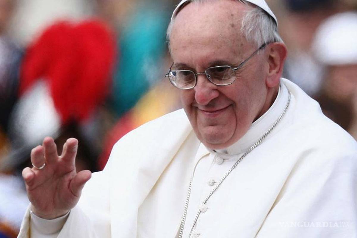 Papa Francisco se reunirá con cardenales para reformar la Curia
