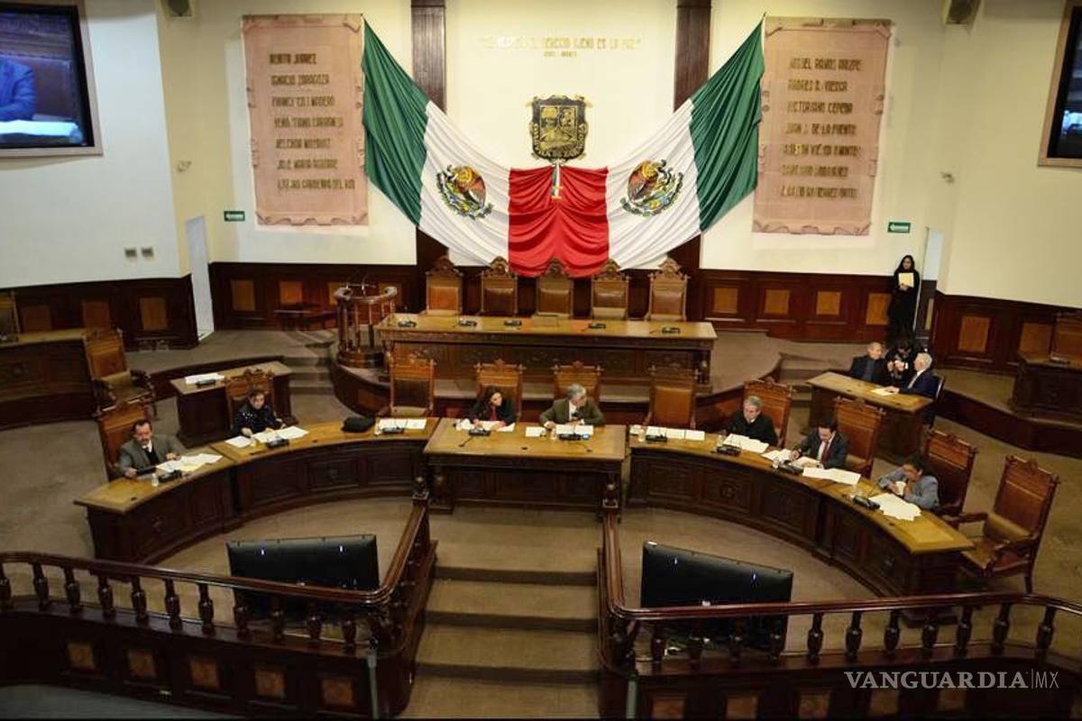 ‘Debe Congreso denunciar desvíos en el magisterio’
