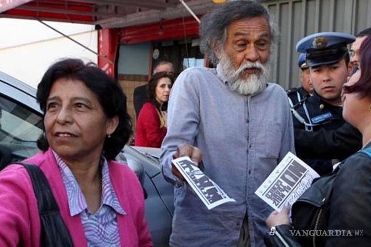 El acoso espanta a Francisco Toledo al presentar muestra sobre el maíz