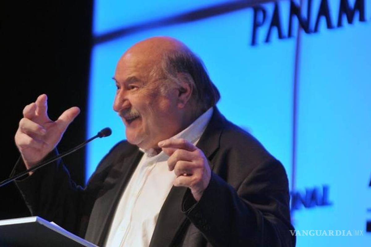 Español, un lenguaje potente y universal: Skármeta