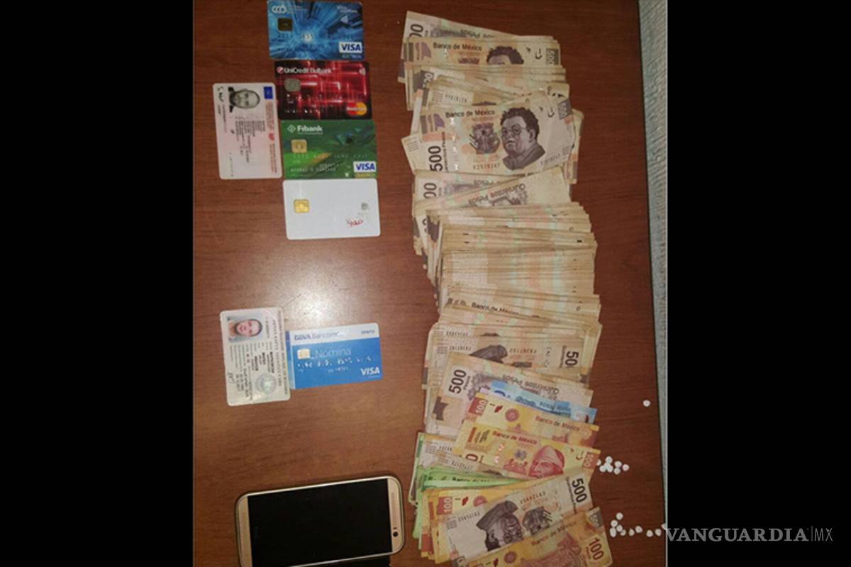 Caen 31 sujetos extranjeros y mexicanos que clonaban tarjetas en el DF