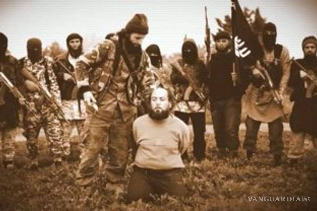 Estado Islámico aterroriza, difunde múltiples ejecuciones contra musulmanes