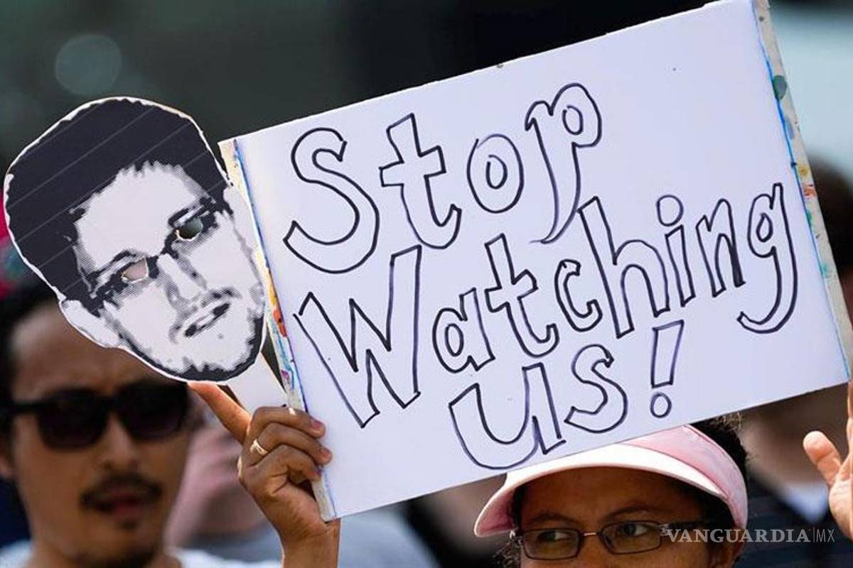 ¿Quién nos protege de la NSA?": Miles de alemanes salen a la calle