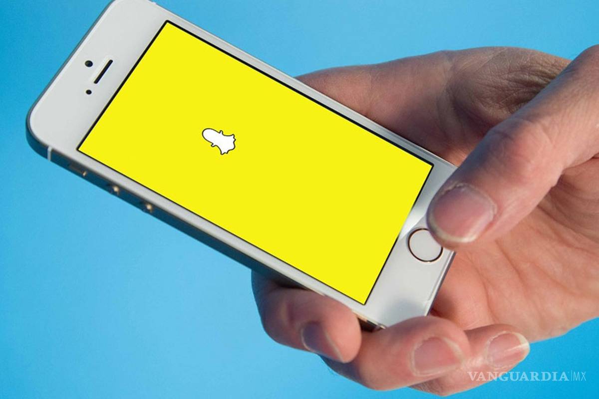 Snapchat le pisa los talones a Facebook