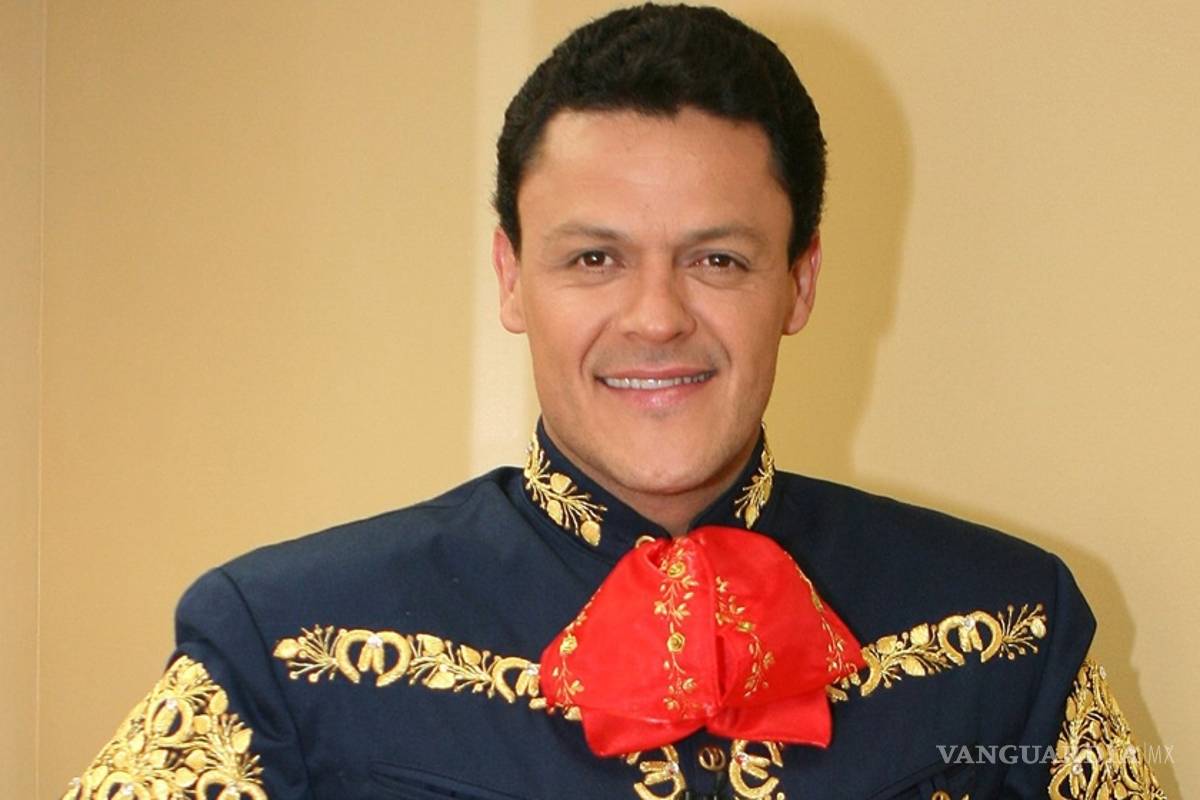 Pedro Fernández desmiente noticia sobre su muerte en falso portal