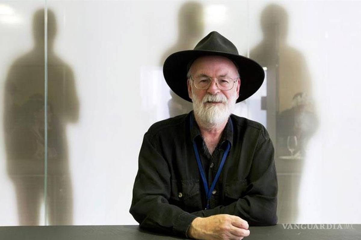 Murió a los 66 años el escritor británico Terry Pratchett