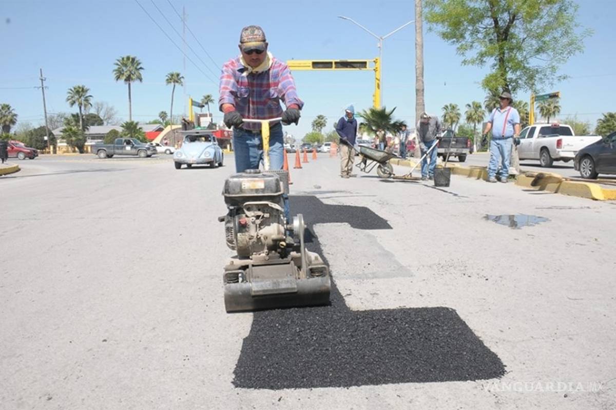 Dona Pemex miles de litros de gasolina Magna a Monclova y Allende