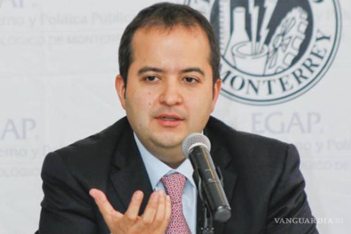 Alejandro Poiré justifica anuncio erróneo de la muerte de &quot;El Chayo&quot;