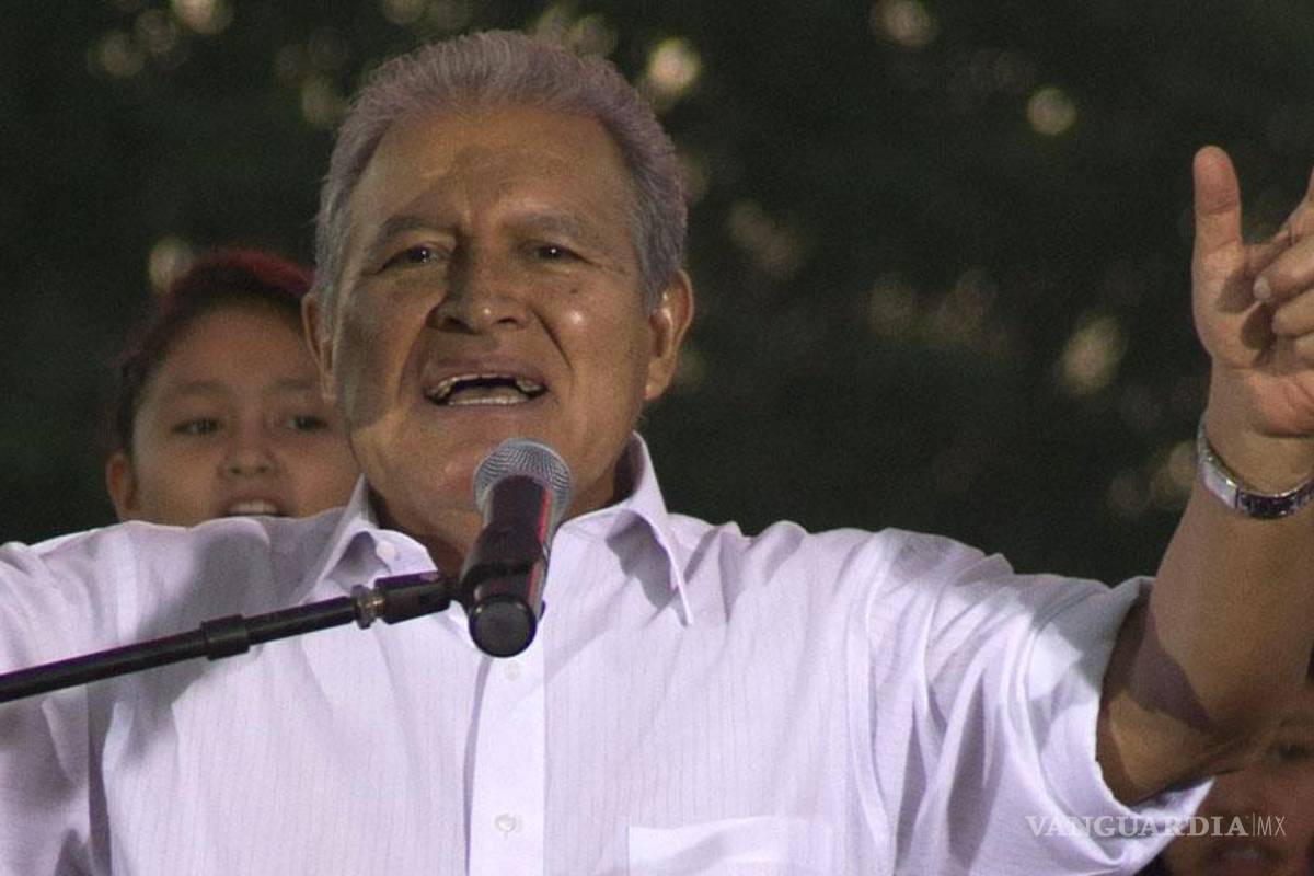 Ex guerrillero Sánchez Cerén es presidente electo de El Salvador