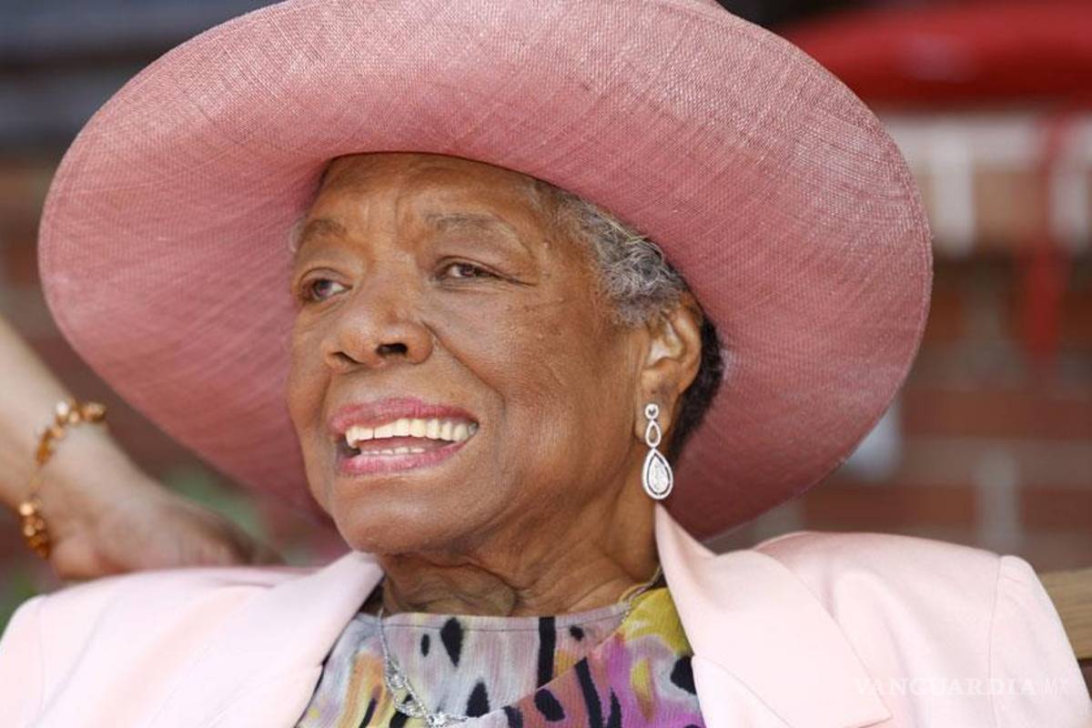 Maya Angelou recibirá Premio honorario de literatura