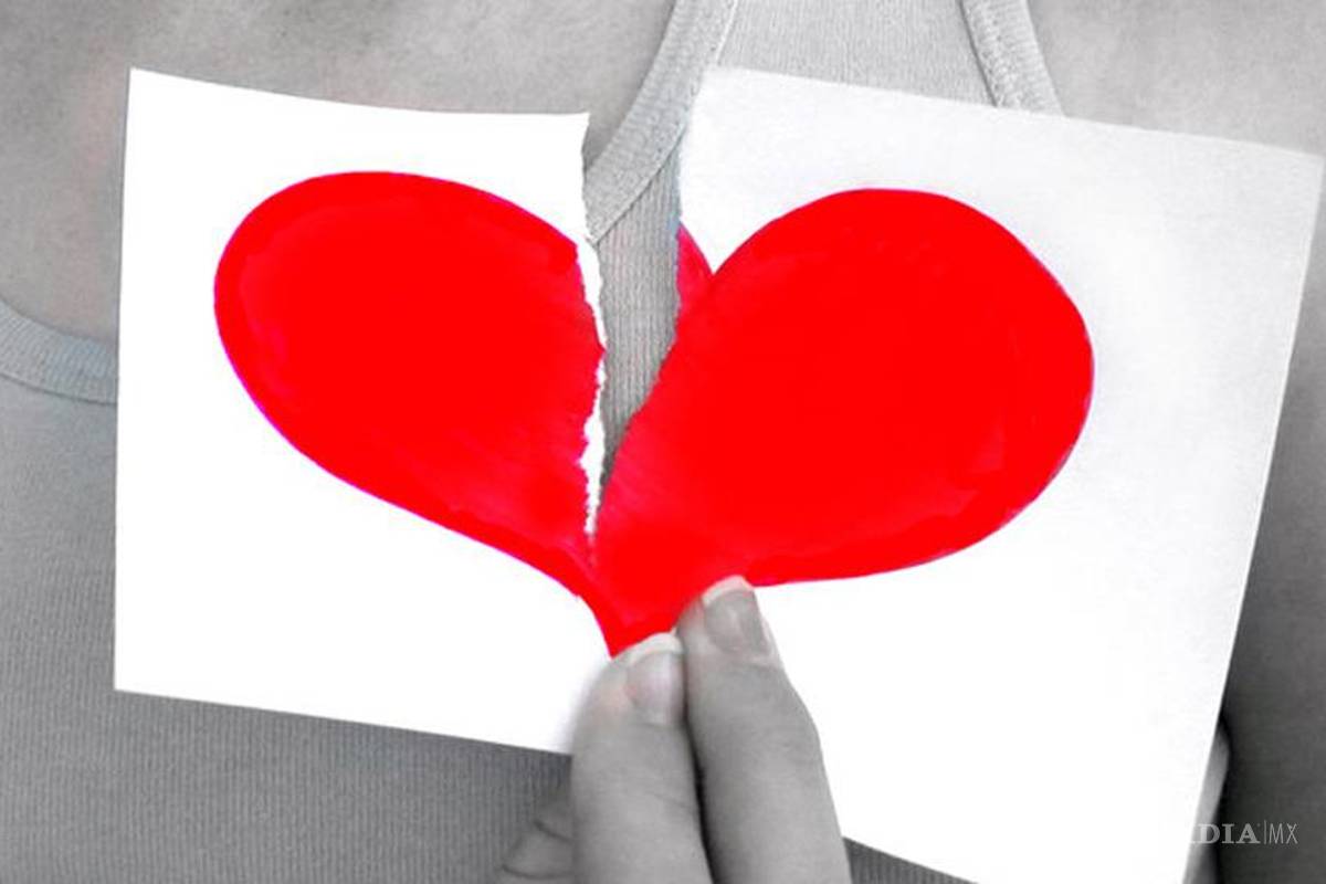 México se une al culto al desamor con muestra de Relaciones Rotas