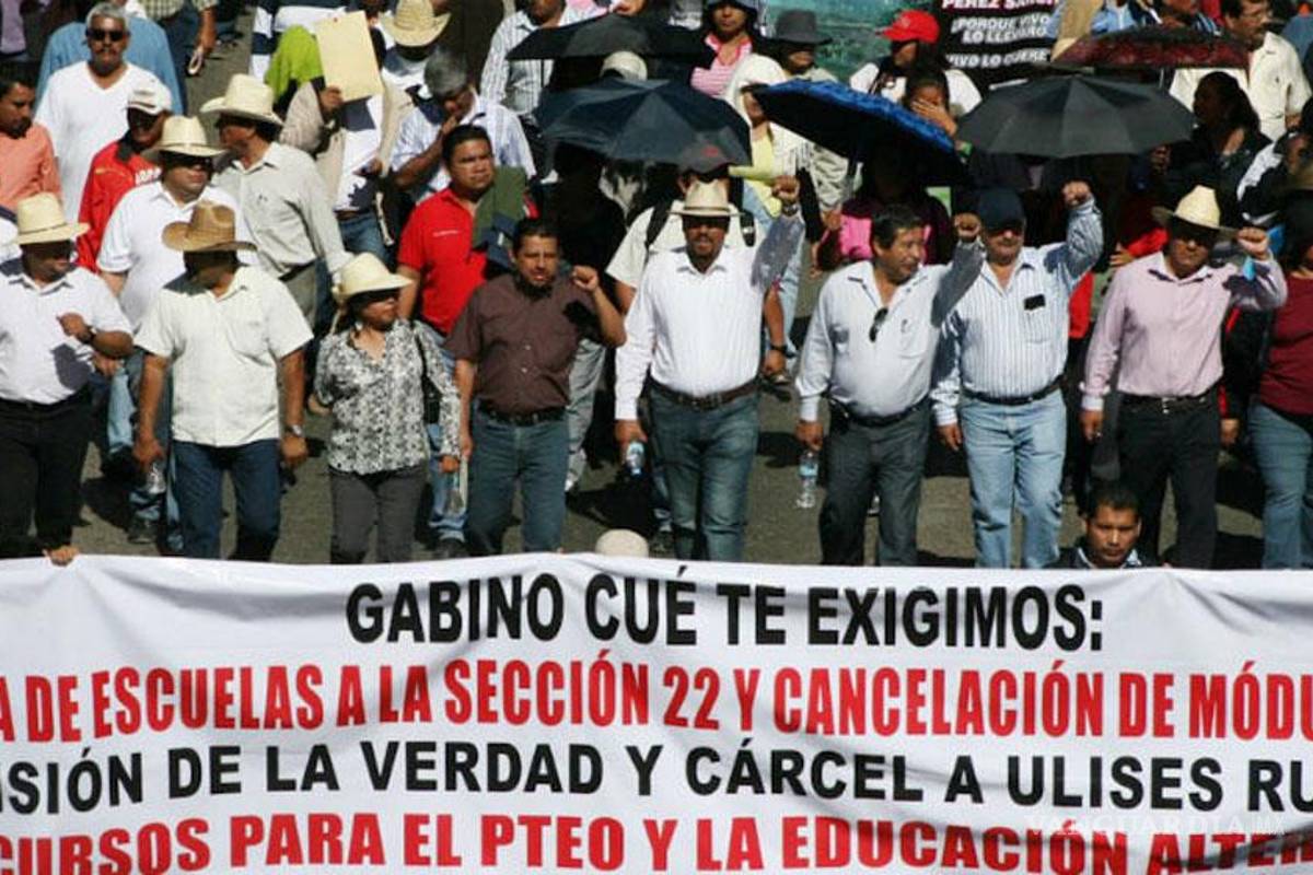 Padres amenazan a sección 22 con dejar que la 59 los remplace en Oaxaca