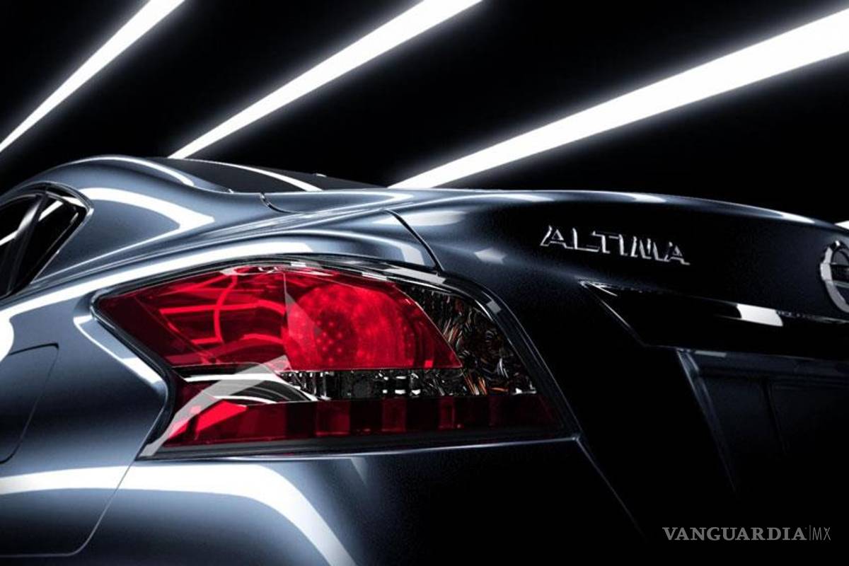 Altima 2014, en la cima de los sedanes