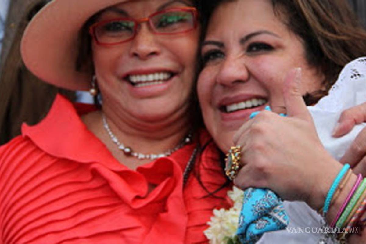 $!"Si no te parece, le llamo a mi mamá", así manejaba Mónica Arriola a colaboradores