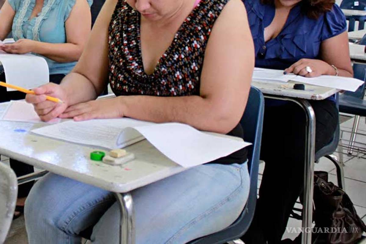 &quot;Por austeridad&quot;, SEP despidió a 143 jefes de enseñanza de escuelas diurnas
