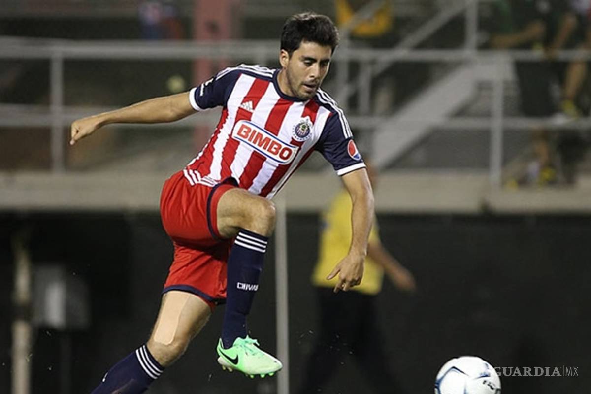 Néstor de la Torre también está fuera de las Chivas