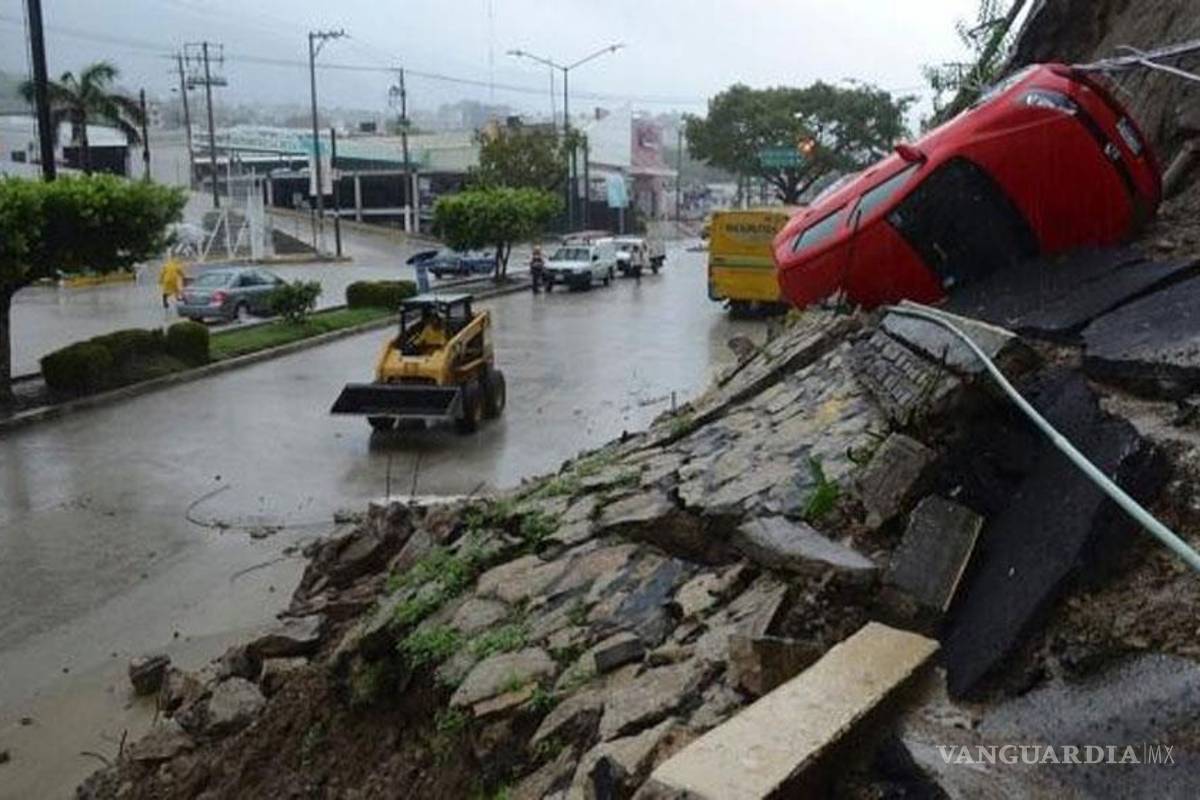 Entregan reporte sobre inundaciones en Guerrero en 2013, sin señalar responsables