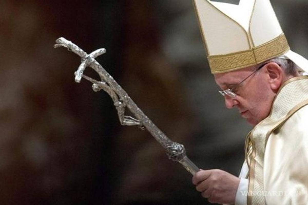 Papa pide se centren en Dios y no en métodos espirituales