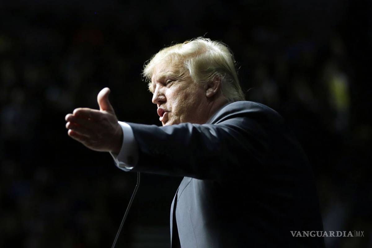 Trump pide a republicanos acabar con el cierre de gobierno