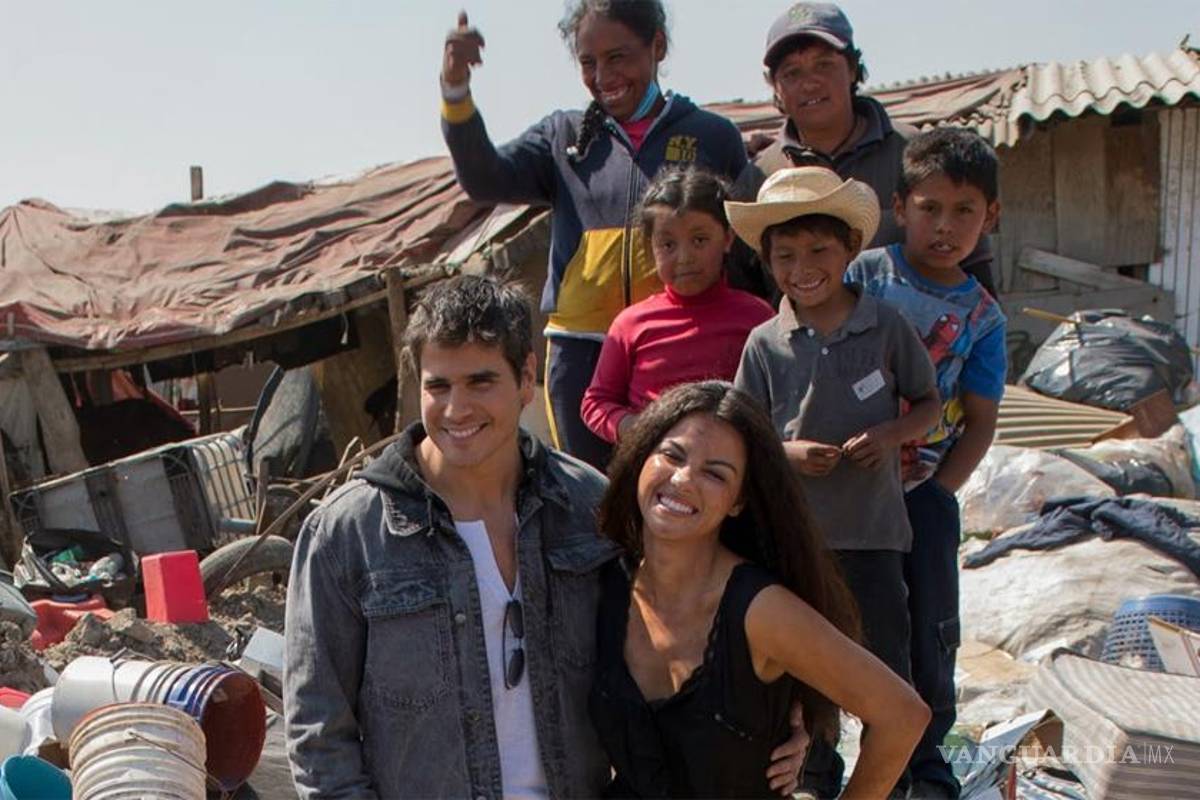 Maite Perroni graba 'La Gata' cerca de cadáveres en basurero