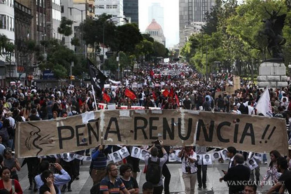 Usuarios de Facebook piden renuncia de Peña Nieto; saturan la página oficial con el hashtag #RenunciaEPN
