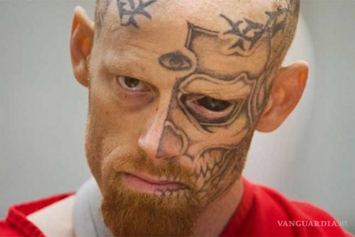 La peligrosa moda de los tatuajes en los ojos