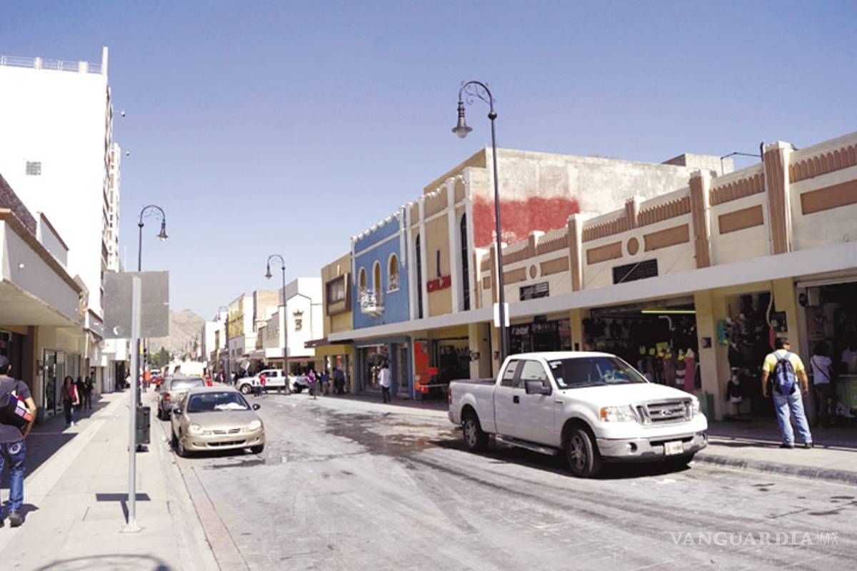 Convertida en 'basurero' céntrica calle de Saltillo