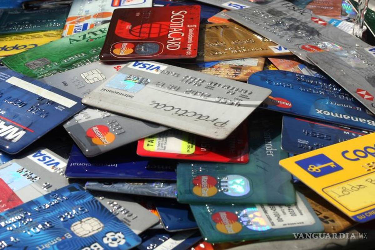 Anualidad de tarjeta de crédito será recordada en estados de cuenta