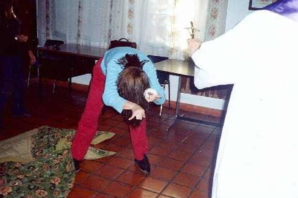 Son mujeres, las más exorcizadas: experto