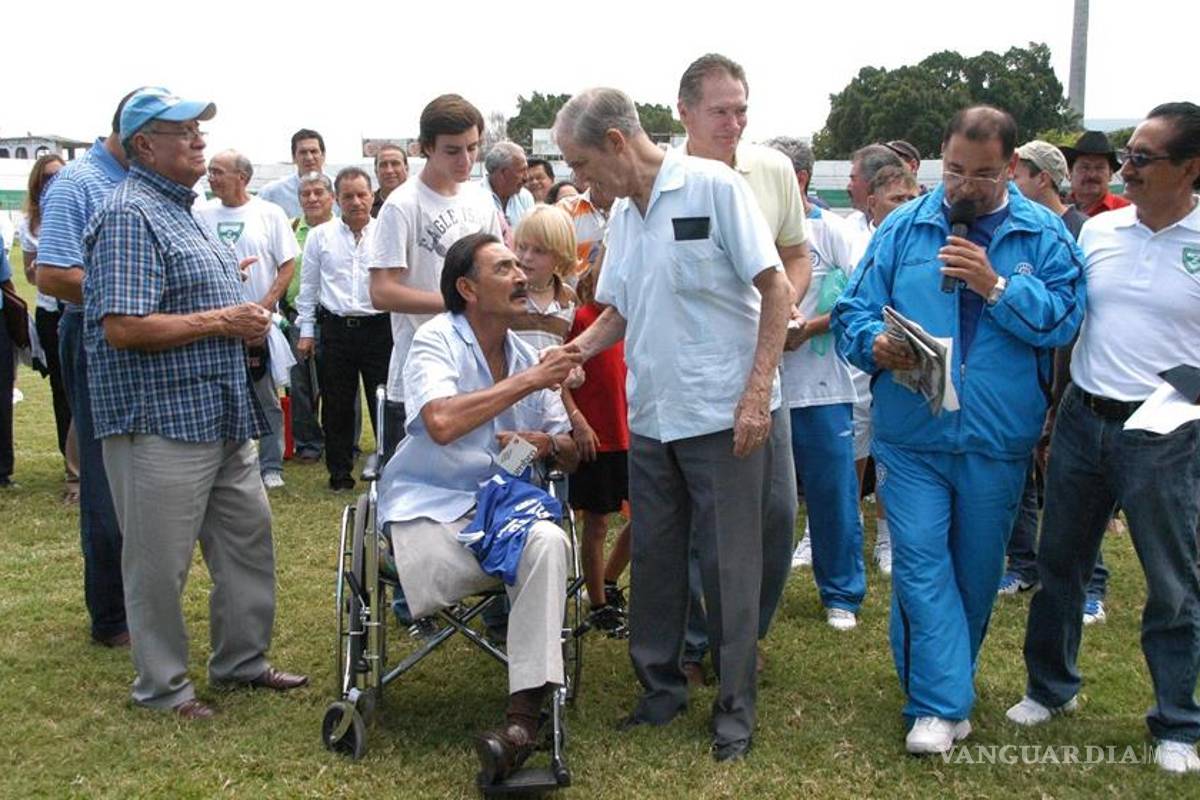 Fallece Javier El Kalimán Guzmán, leyenda de Cruz Azul