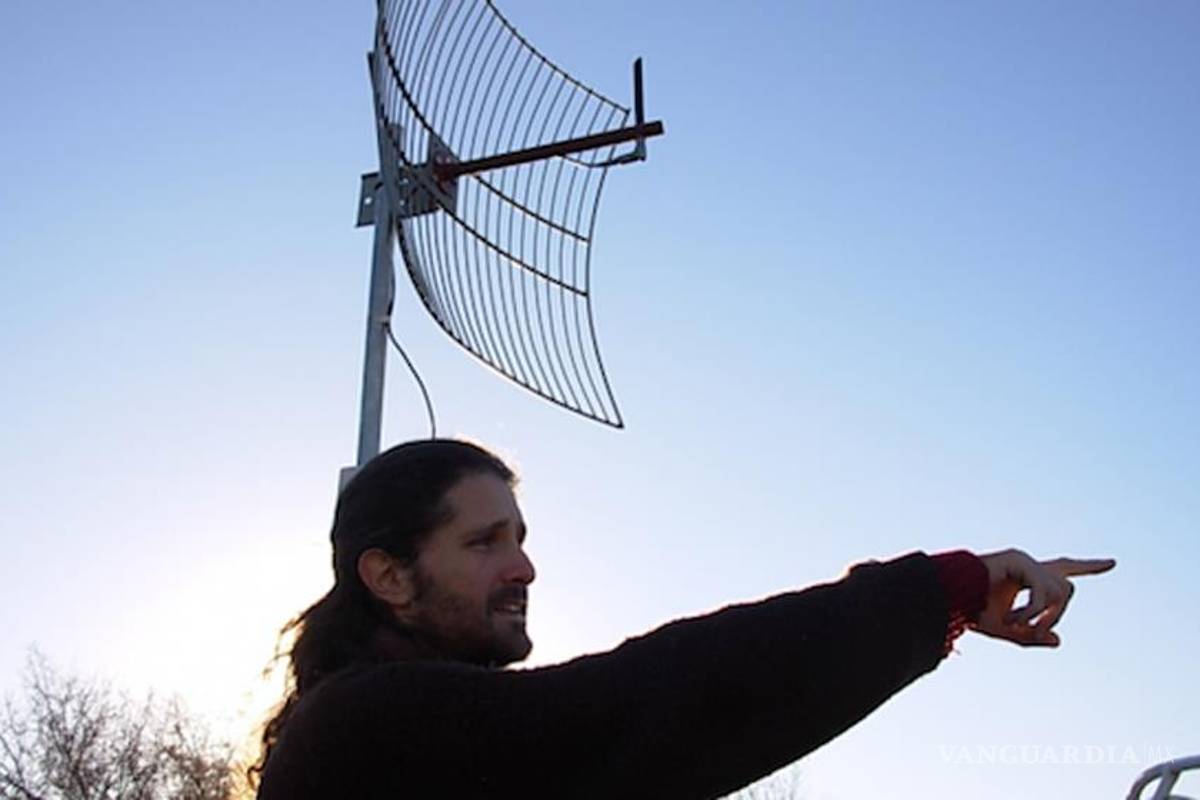 Hombre crea WiFi y la comparte con la comunidad en Argentina