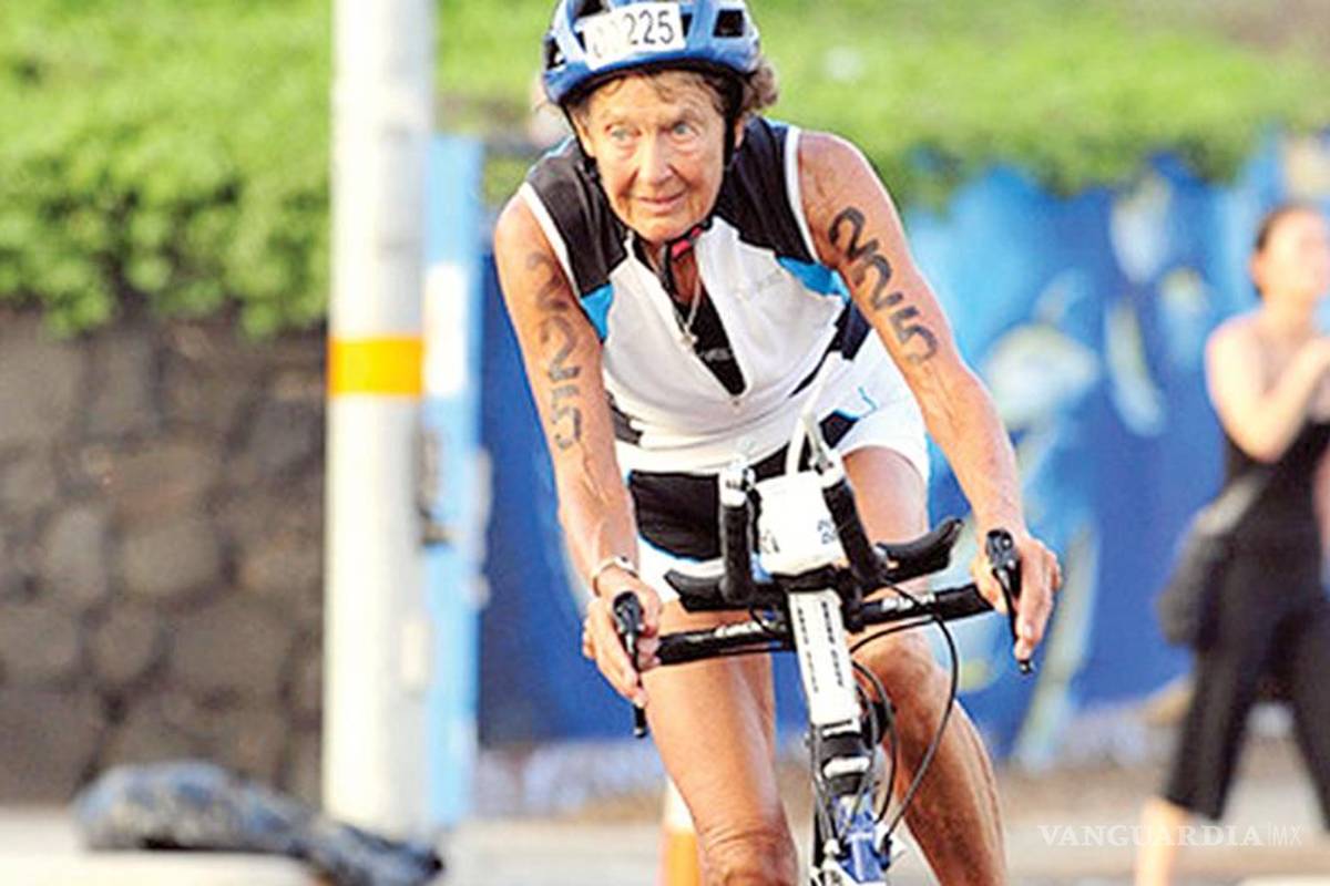 La historia de Madonna Buder, la monja de hierro