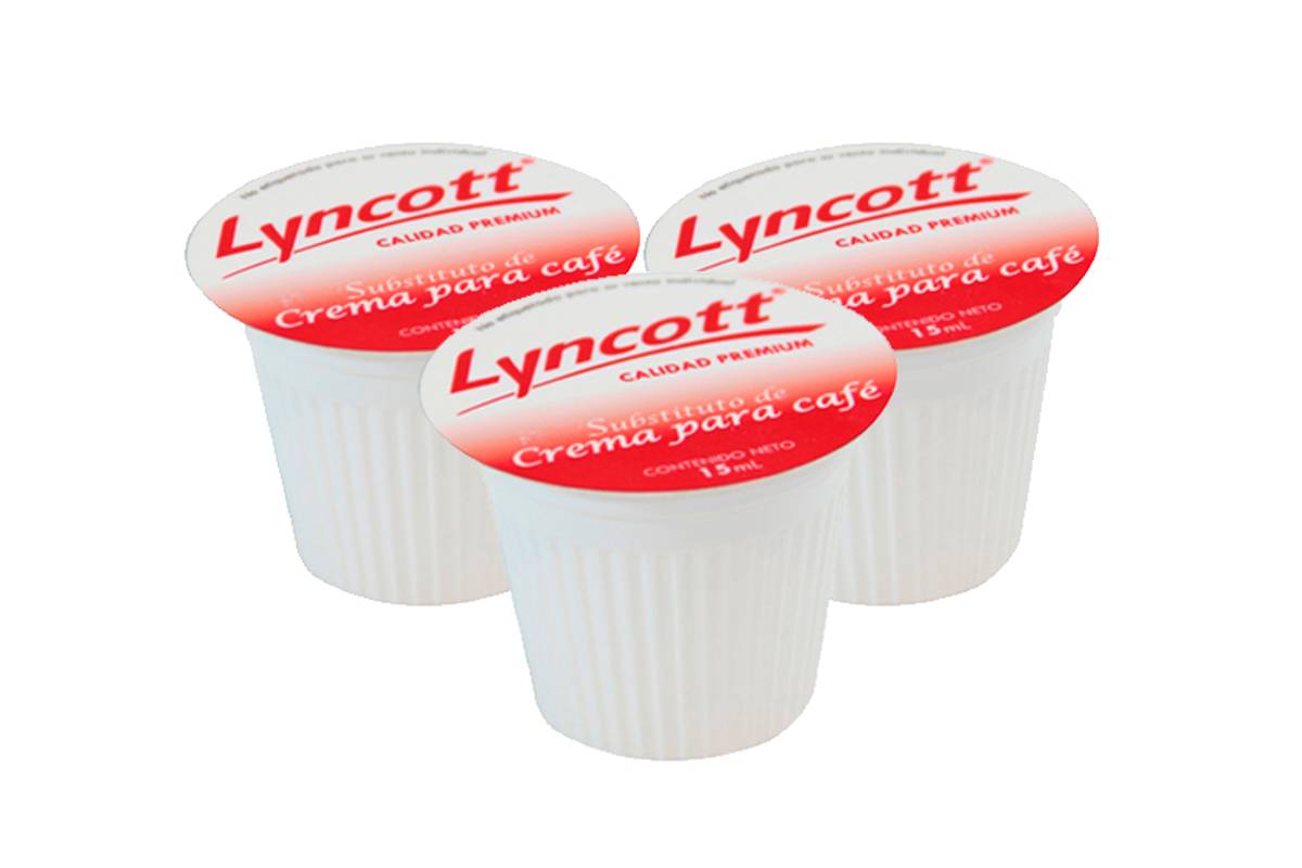 Toma tres cubitos de crema para café de siete pesos y va a prisión